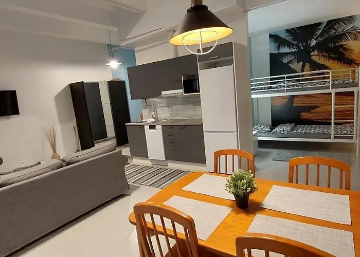 Apartahotel Kontiolomat Oy 3*